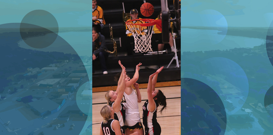 Girls split a pair of  non-conference match-ups