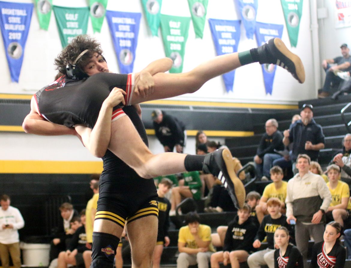 Clear Lake Lion wrestlers have busy week