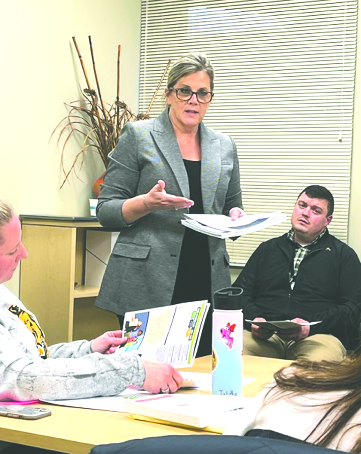 Local AEA addresses Clear Lake School Board