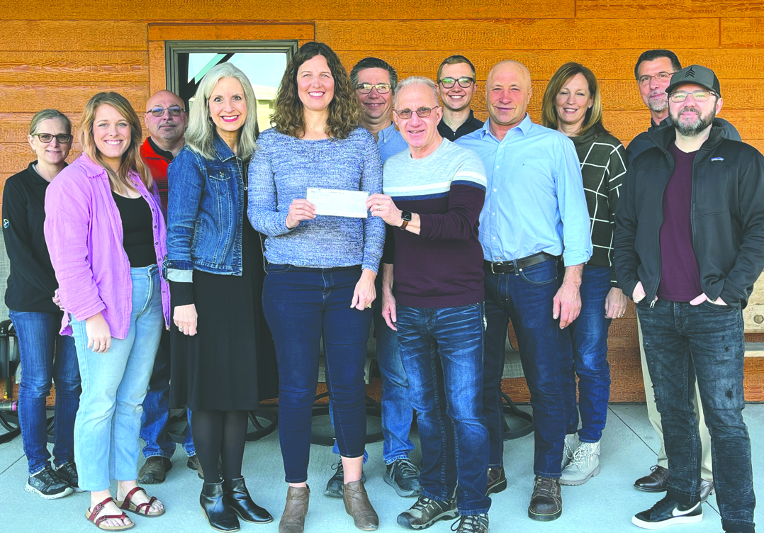 Bash on the Farm organizers donate to Clear Lake Bash
