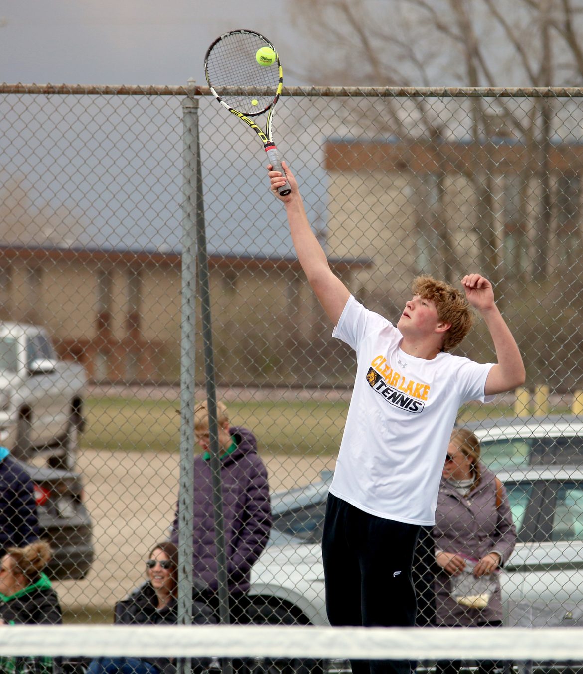 Lions host NCC tennis tournament