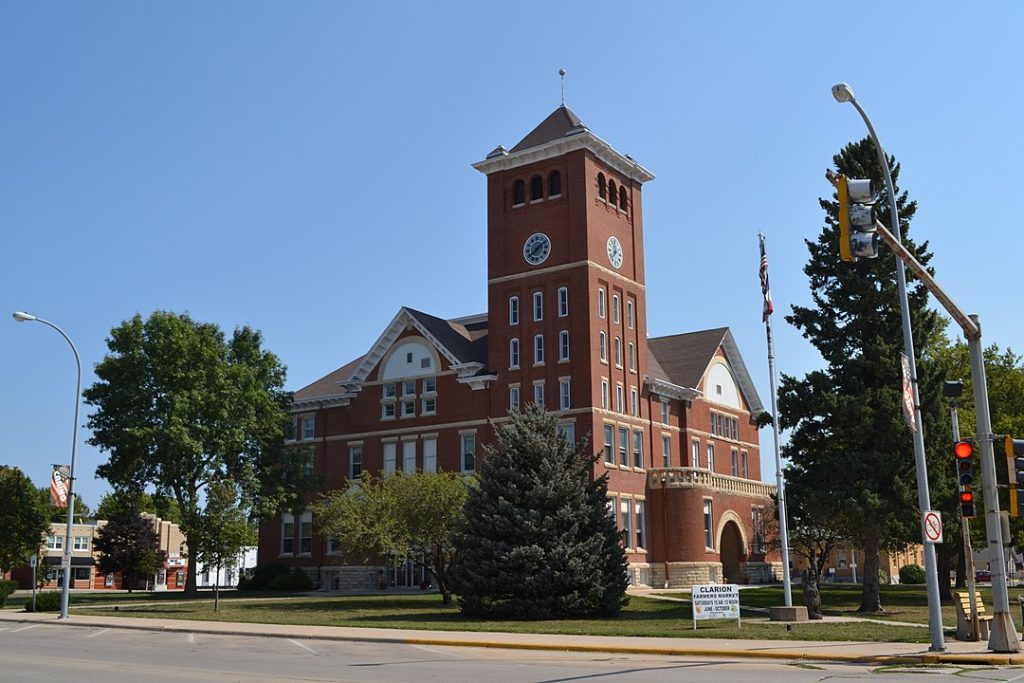 1080px-Wright_County_Courthouse