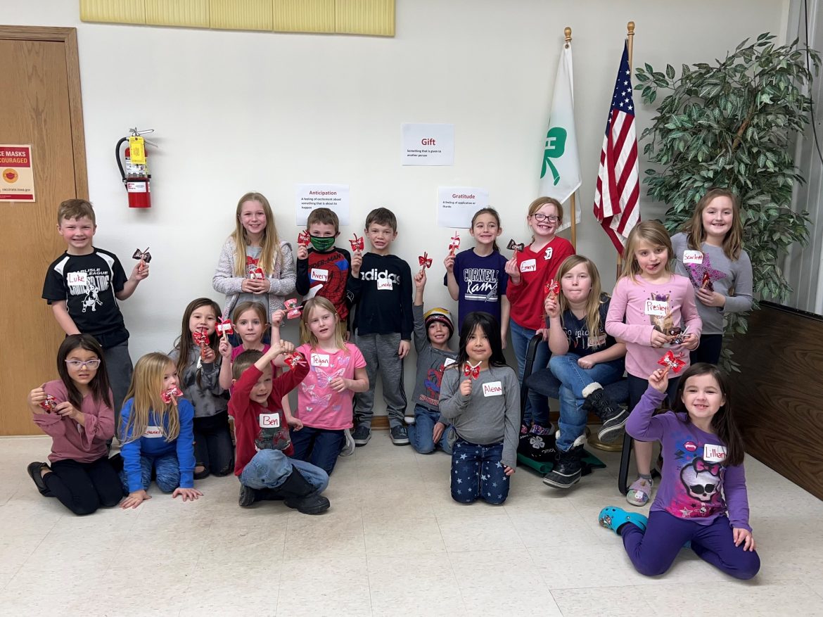 Clover Kids make valentines for nursing home residents