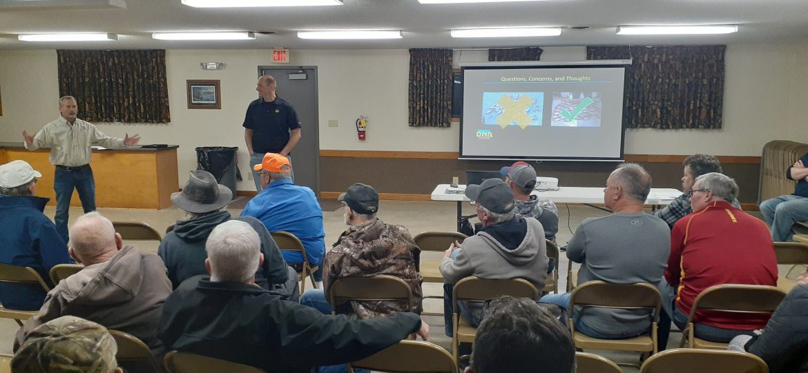 Yellow bass meeting draws crowd