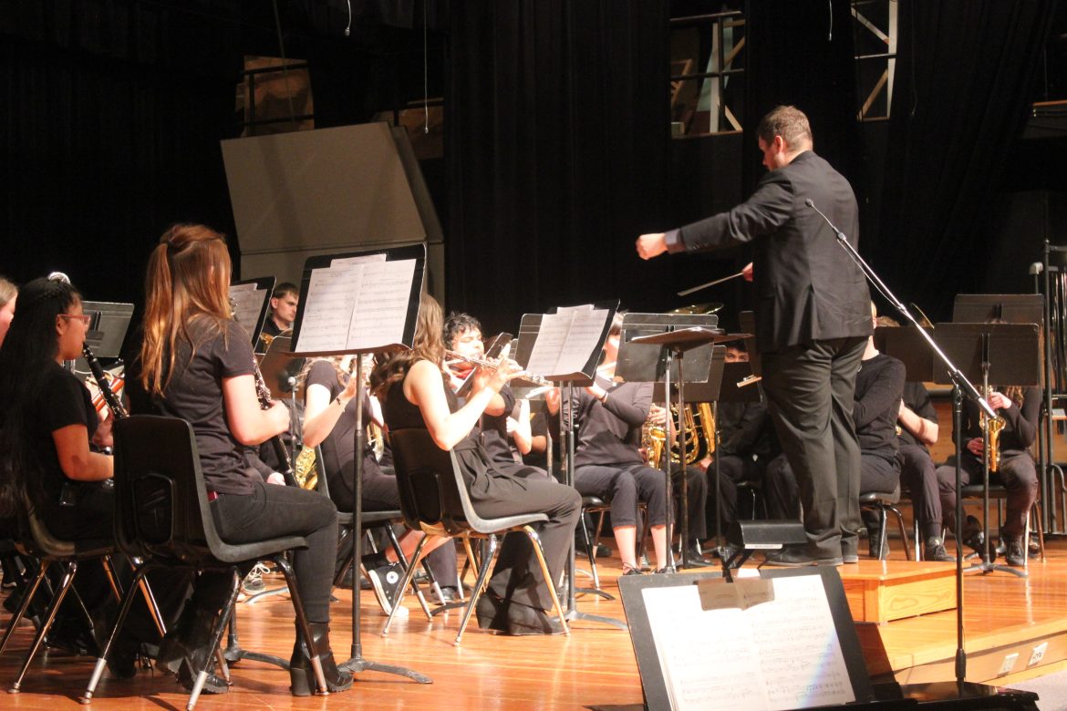 “Bittersweet” farewell to Seniors at Spring Concert