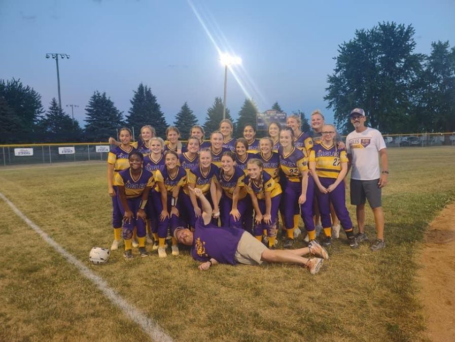 Eagle Grove Softball announces Team Awards, Letter Winners, All Conference Players & Records