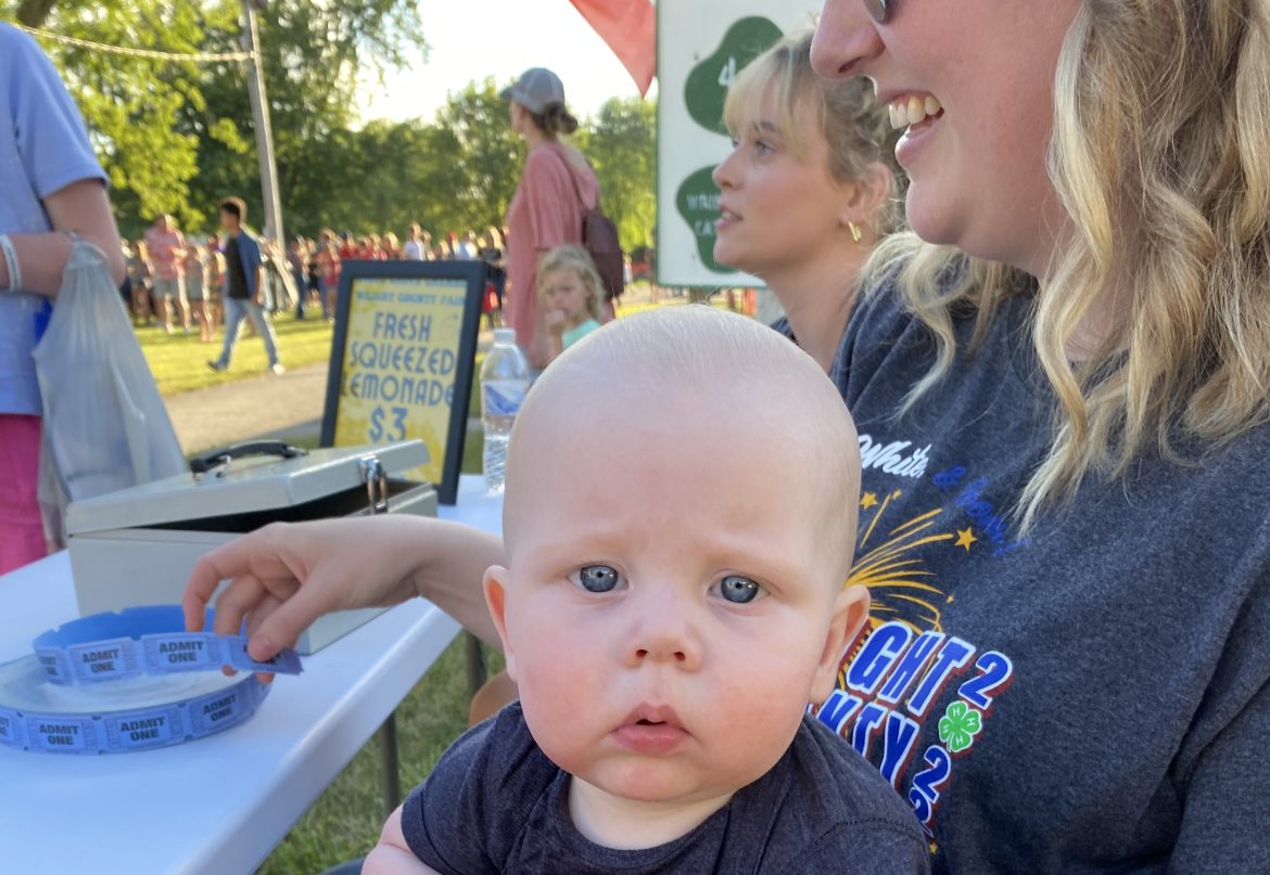 Lemonade Stand is popular attraction at Wright County Fair