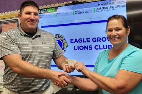 Lions award Becky Wachowiak Diamond Membership pin