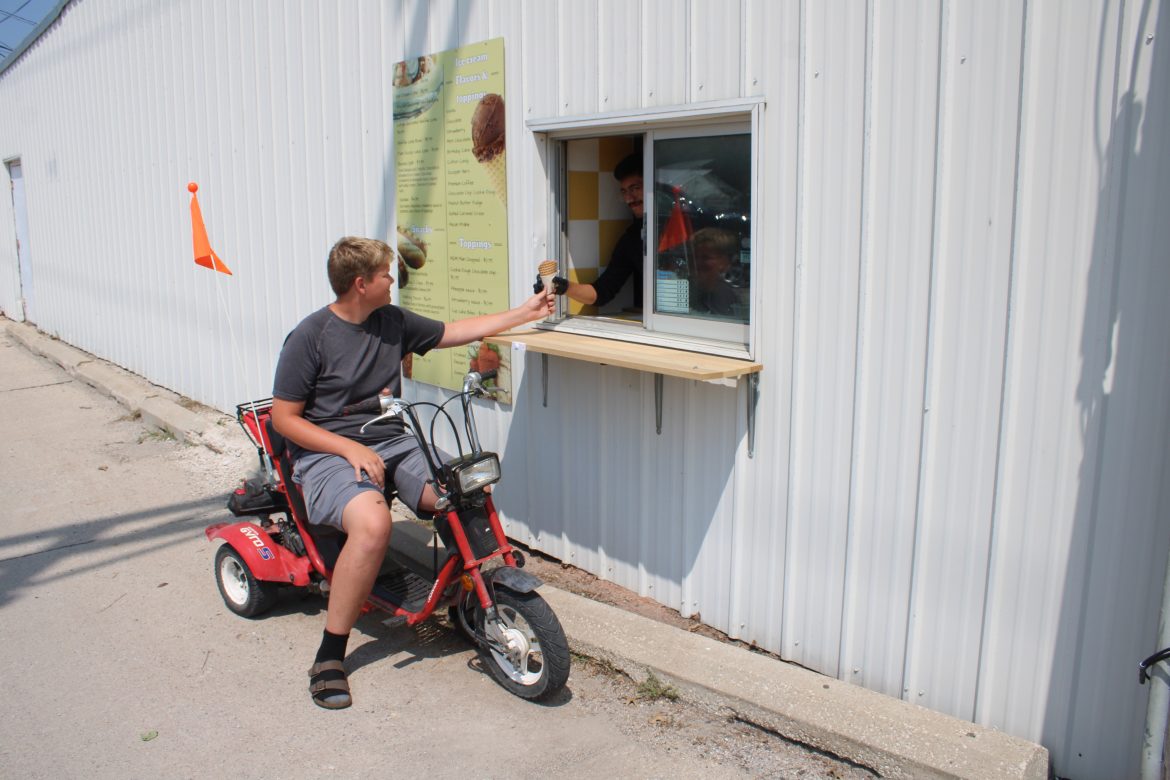 New ice cream parlor offers sweets, sodas, and snacks on the moove!