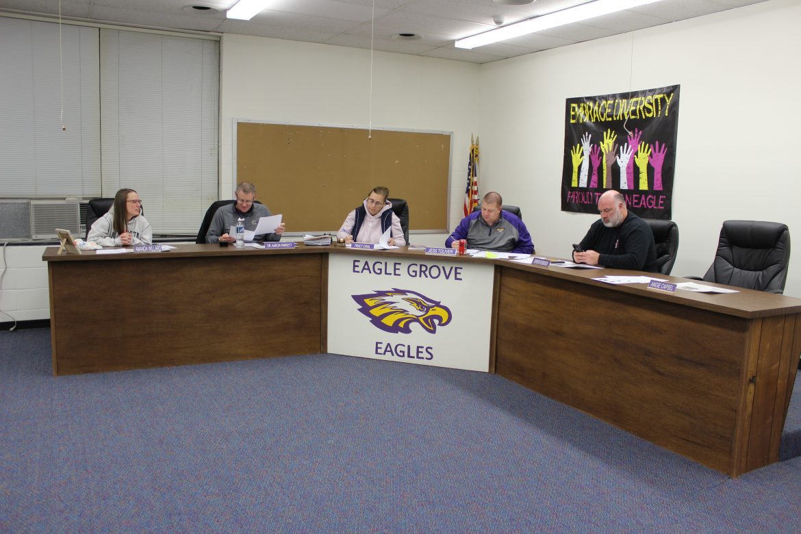 School board discusses arming staff after Perry school shooting