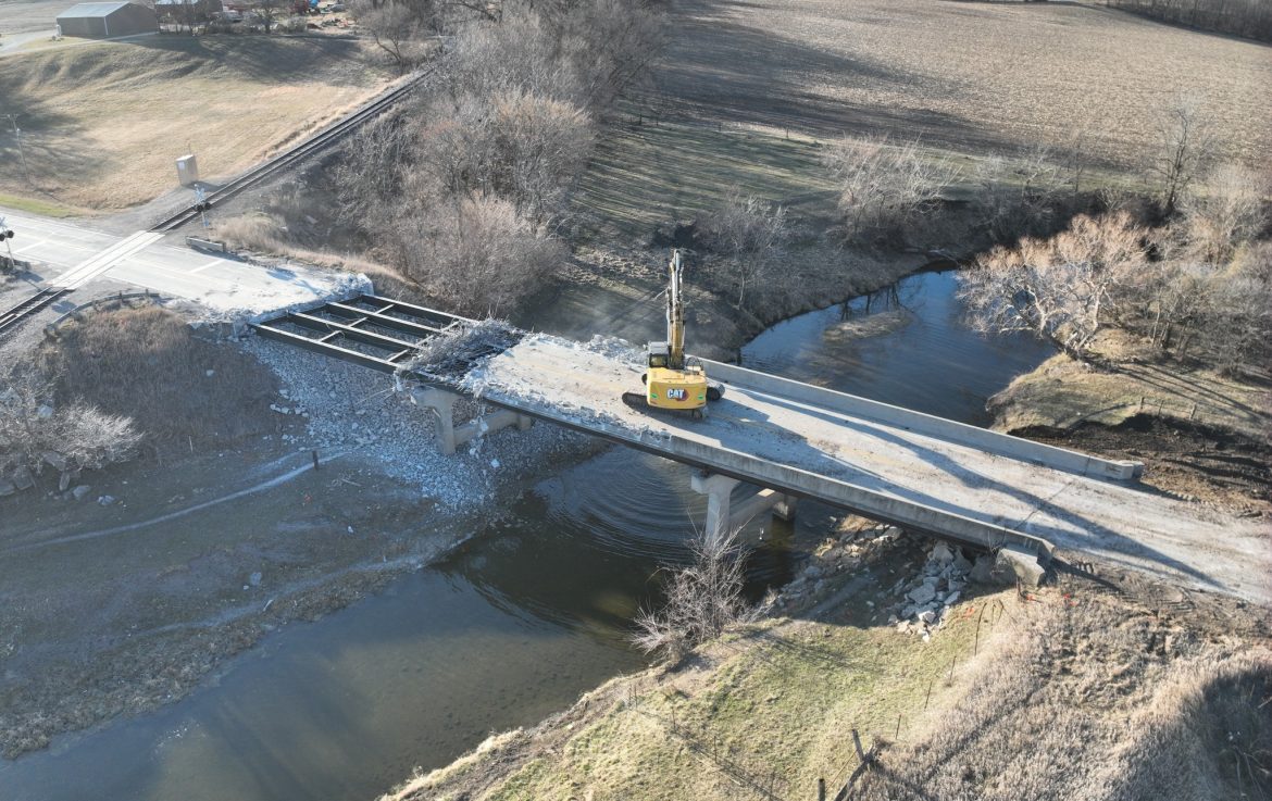 Bridge Replacement Begun in Woolstock