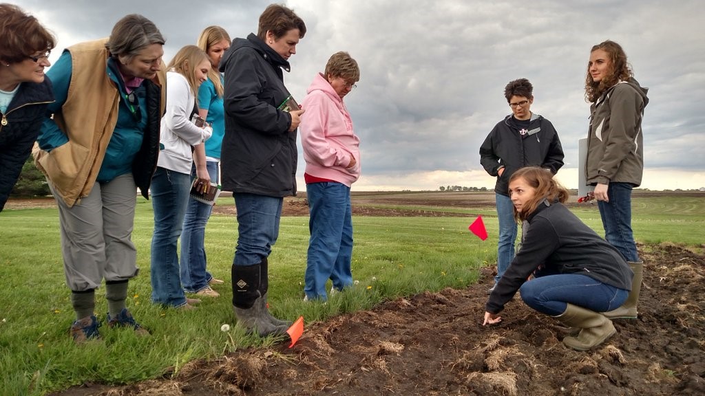 Iowa Landowners Sought for New Farmland Education Program