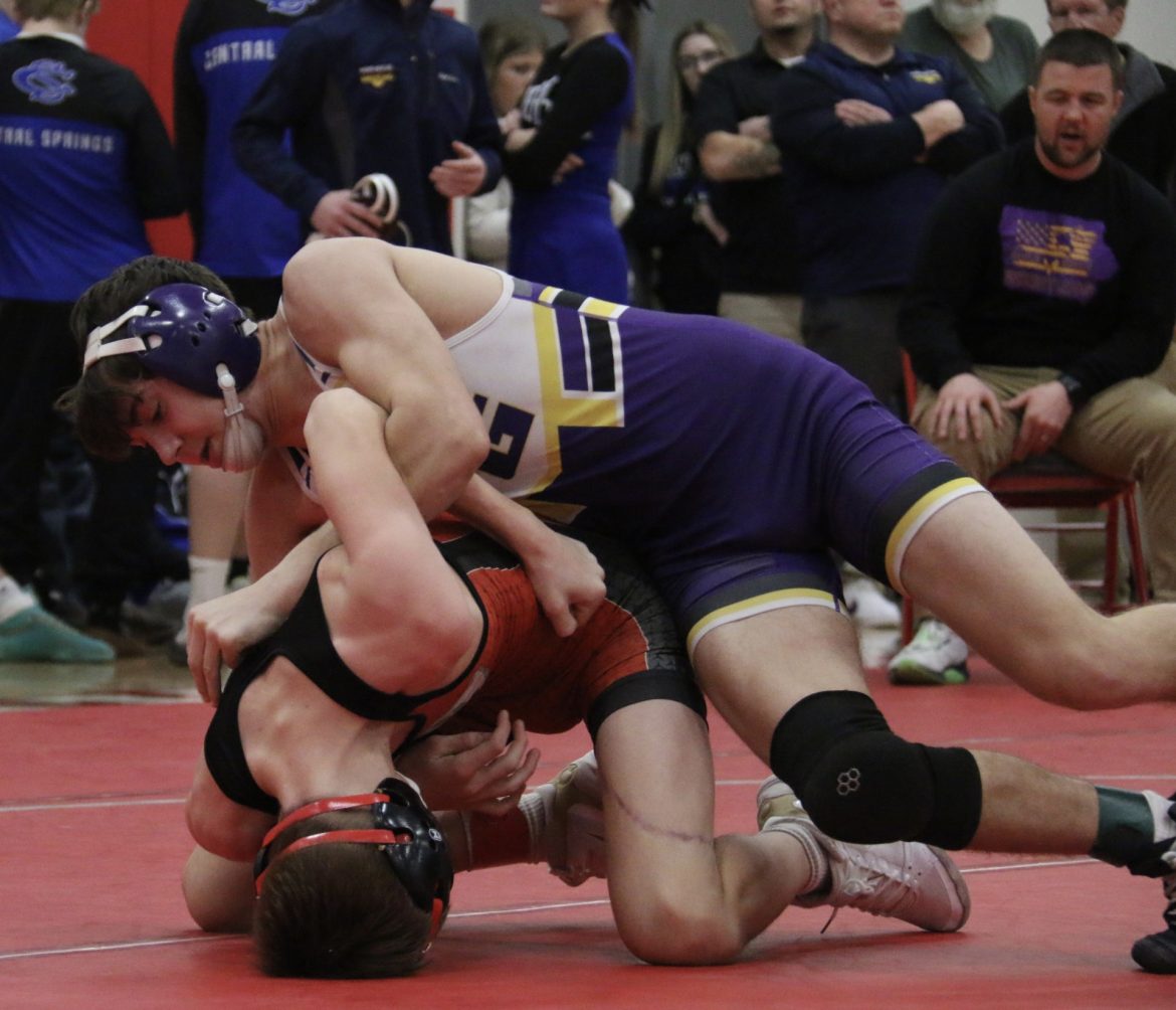 Terwilliger Takes Bronze At Conference
