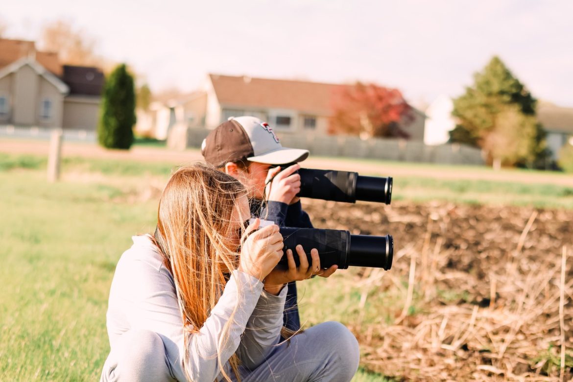 Wright County Shutterbugs Get Clicking While the Sun Shines