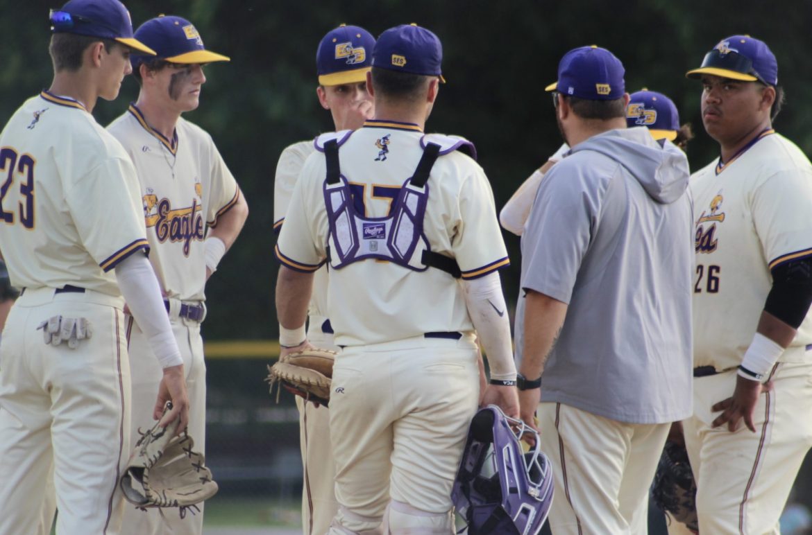 Week 4 Baseball Rundown: Boys Split Games as Season Winds Down