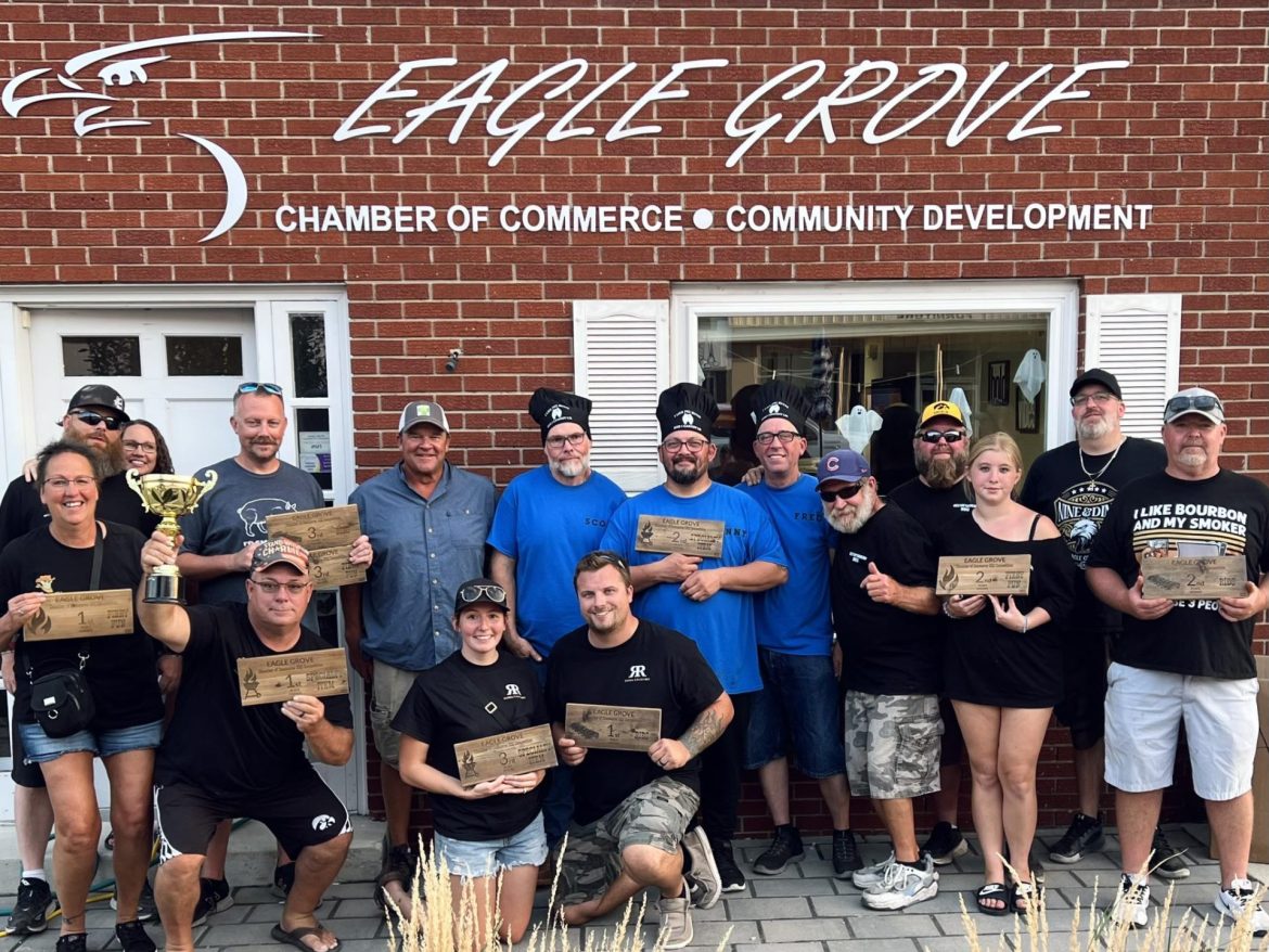 Rails Team Tops Eagle Grove’s “Meat in the Street” BBQ Competition