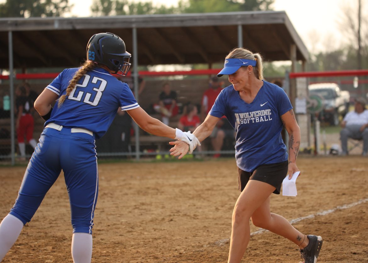 Wolverines clamp down seventh-ranked Tigers 6-1