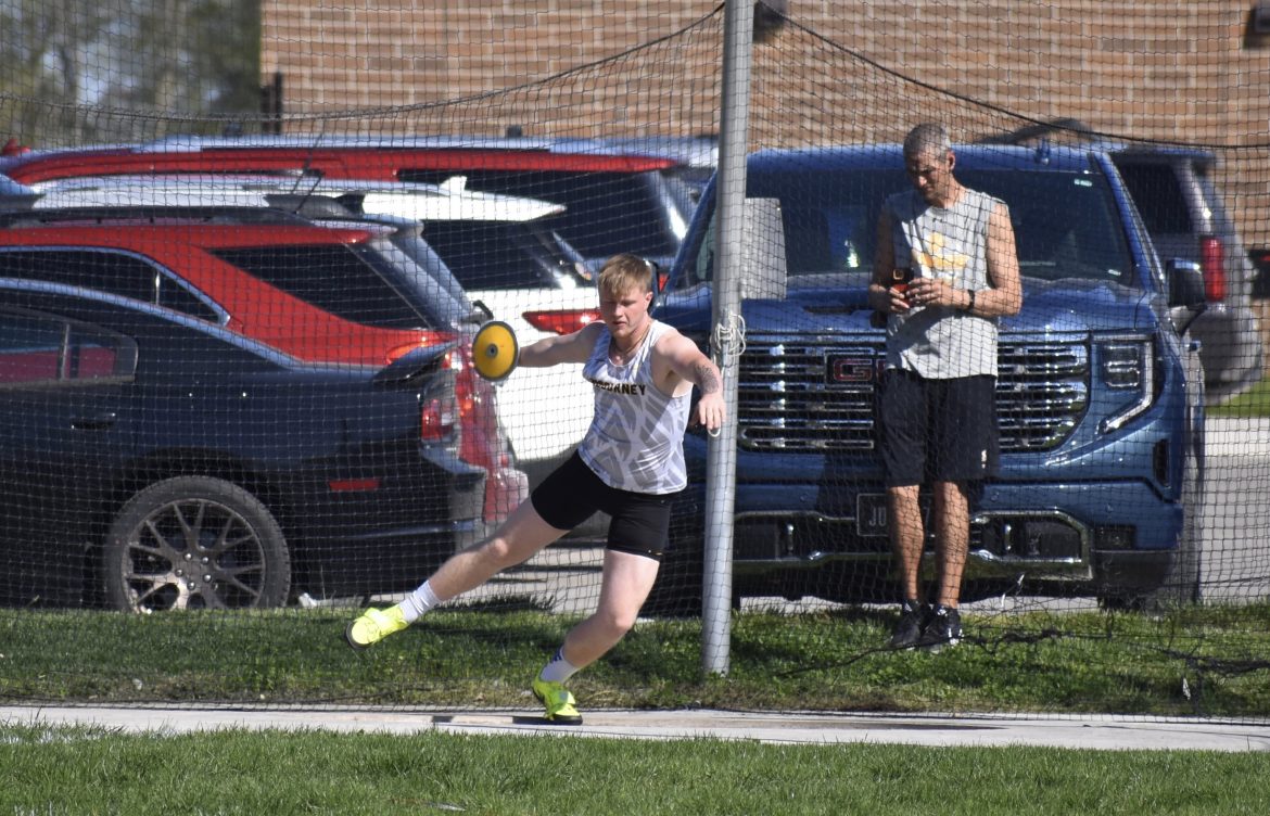 English Valleys girls take second at SICL meet, Bears boys place fourth Sigourney boys place fifth, girls take sixth at conference meet