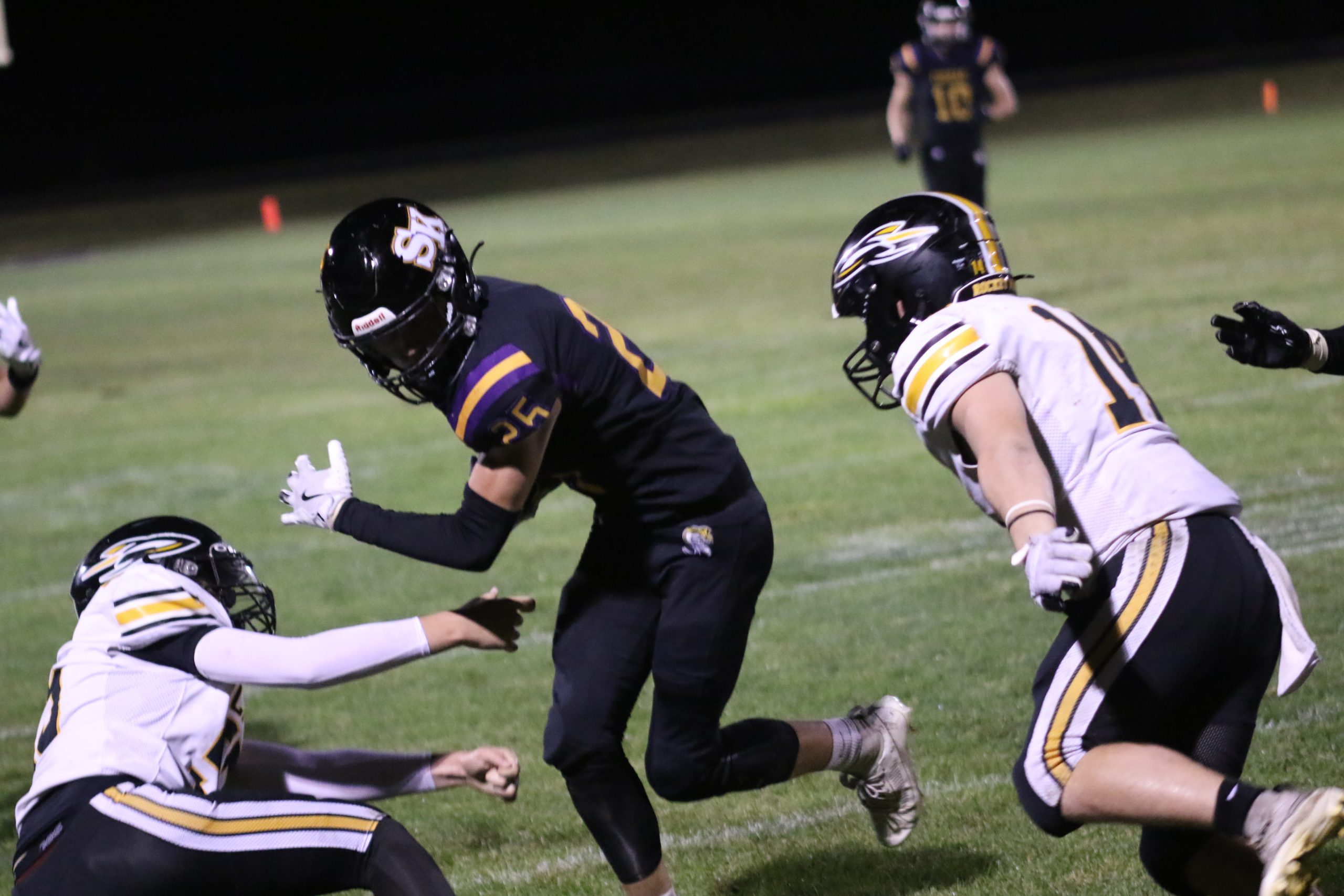 Sigourney School Board Approves $200 Fee Per Student for Shared Sports