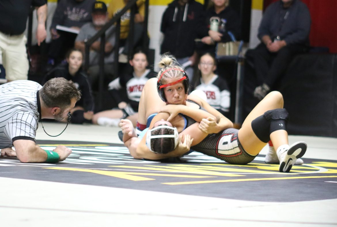 Pekin starts season with 3rd place finish at SK meet