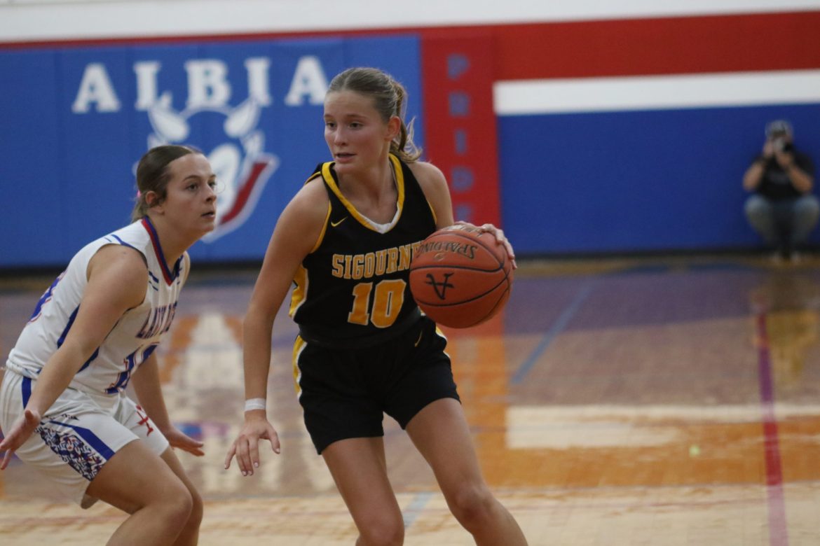 Clarahan, defense lead Sigourney in season opening win