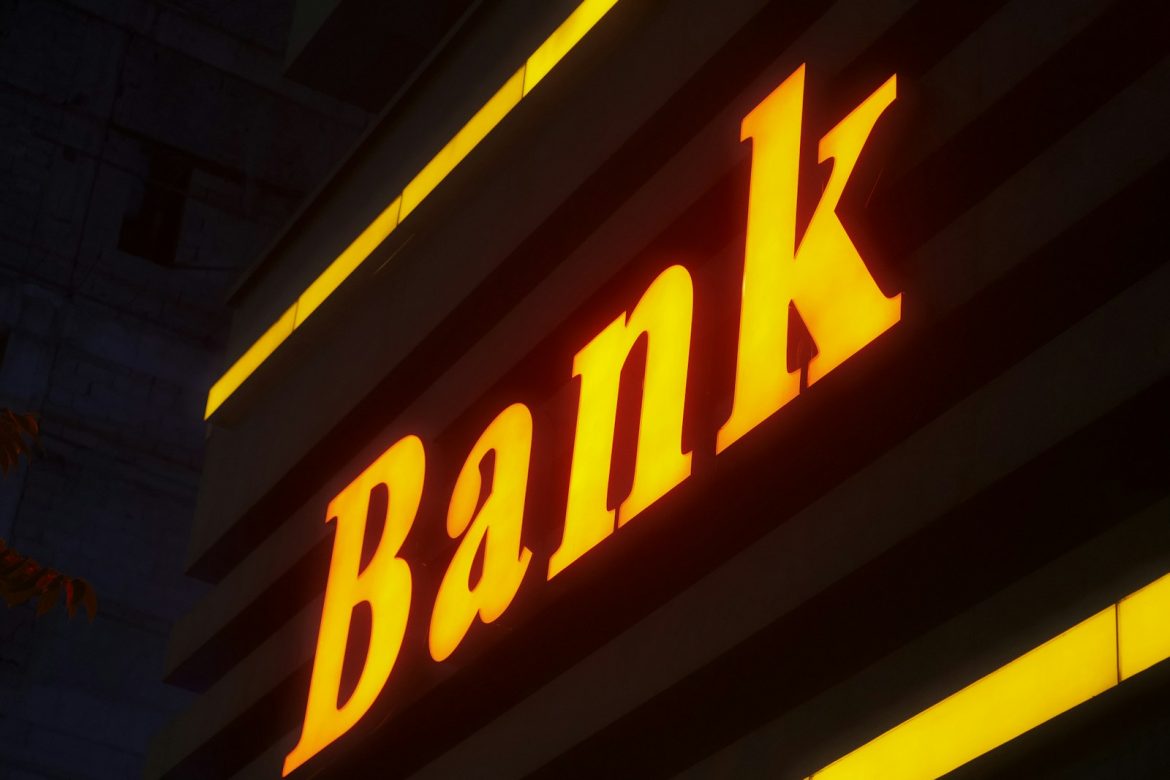 MidWestOne Bank Merges with Nicolet Bankshares