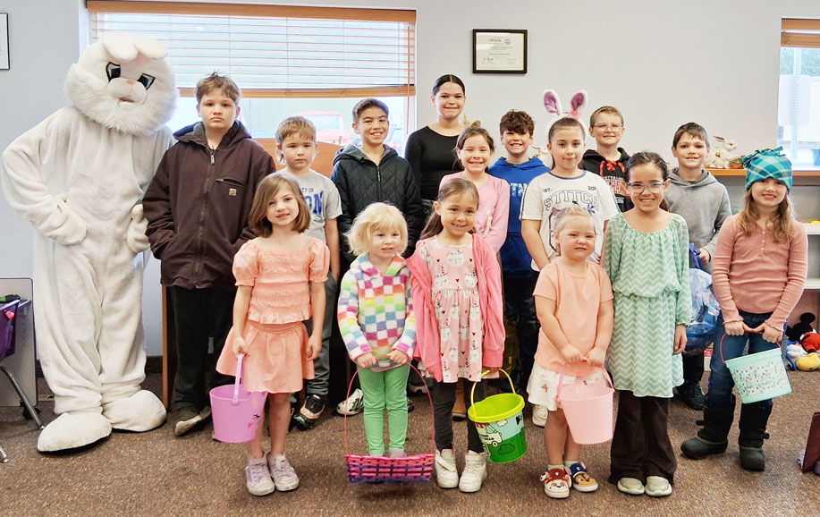 Easter visitors at the Thompson Library