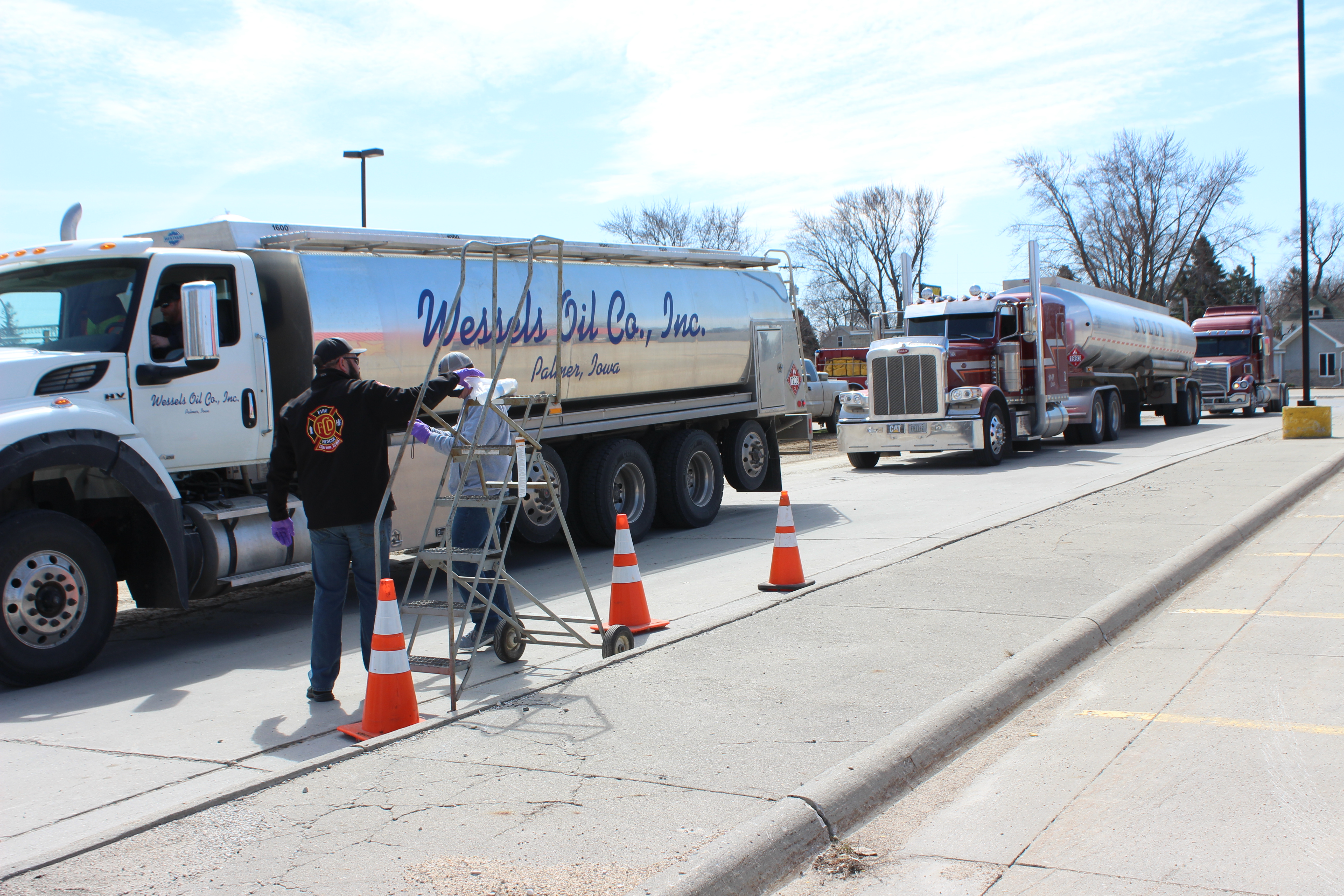 Appreciating the underappreciated- Clarion Fire Department feeds 100 truck drivers last Friday