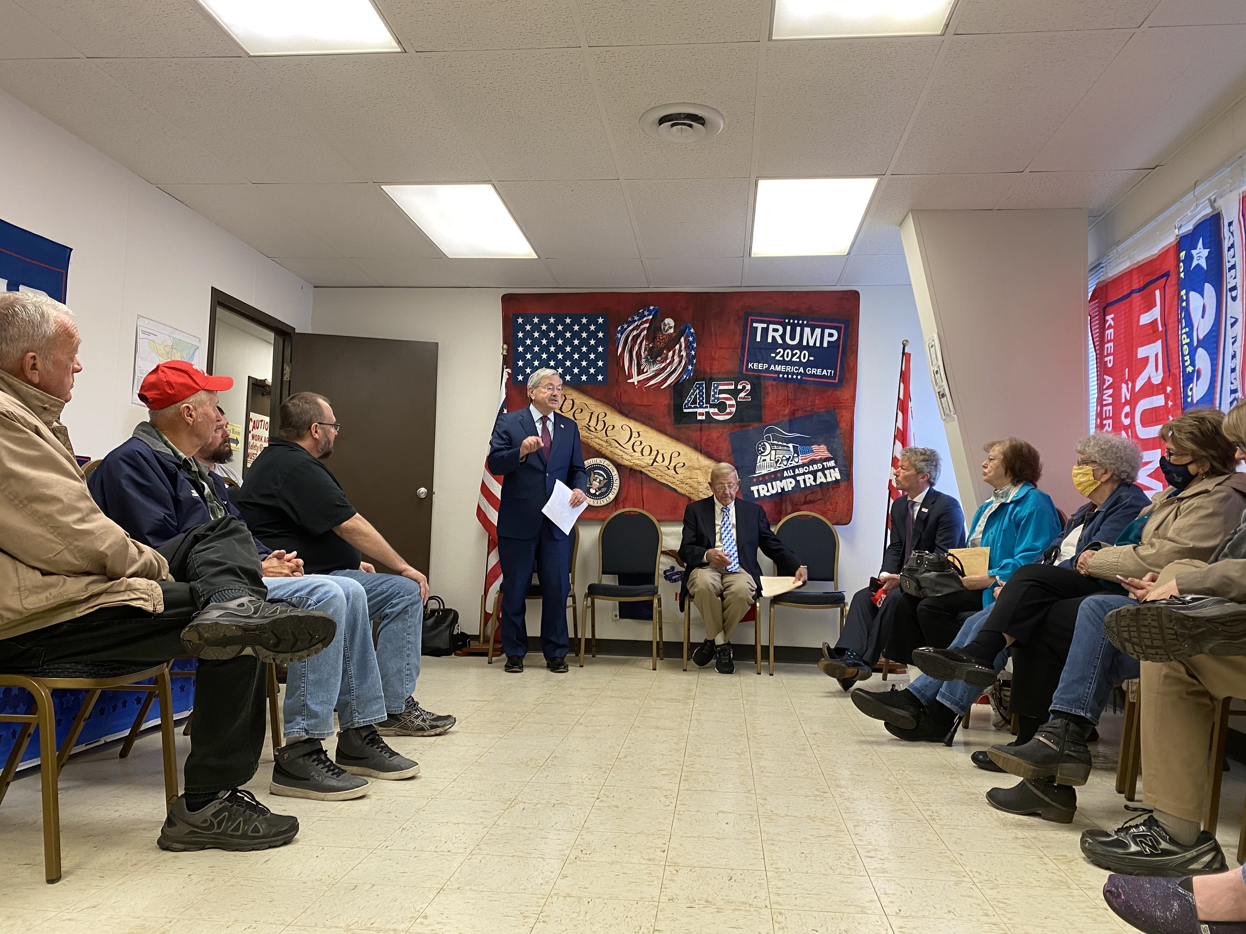 Branstad returns to Iowa after three years as Ambassador to China