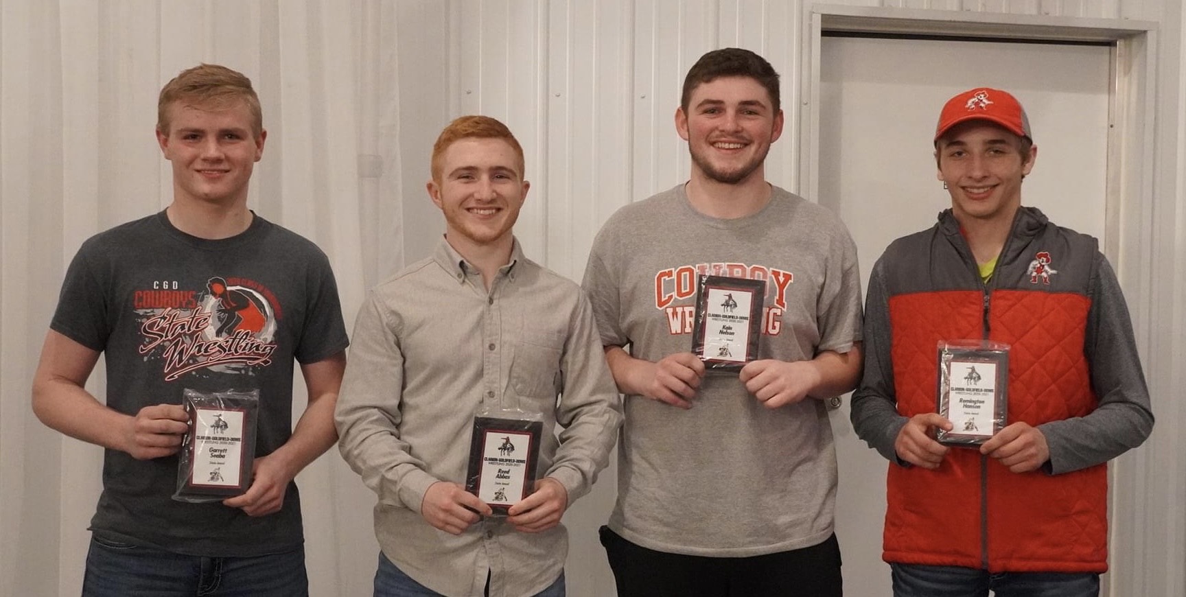 Cowboy wrestling wraps up season with awards banquet