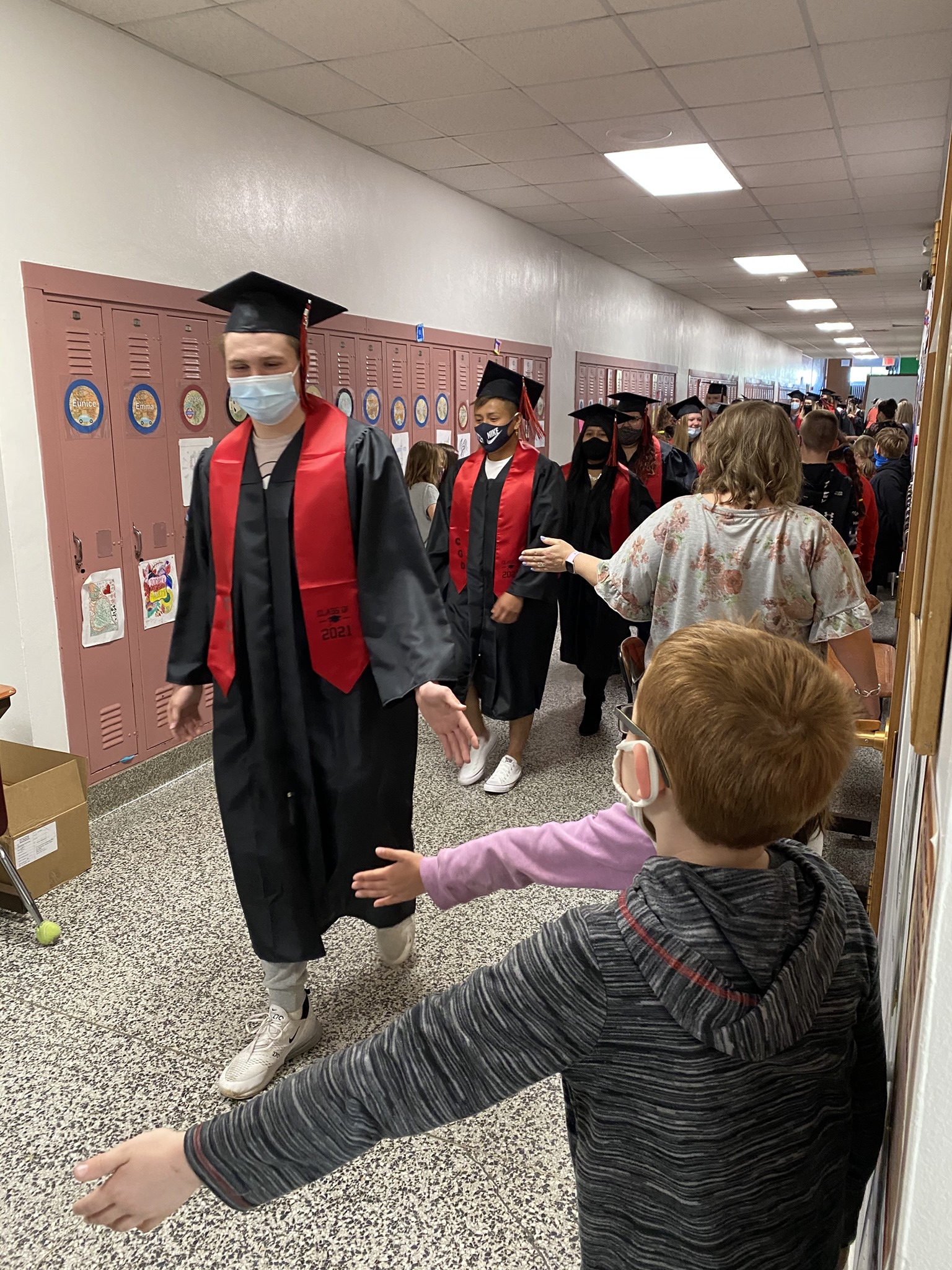 CGD Seniors say good-bye to elementary