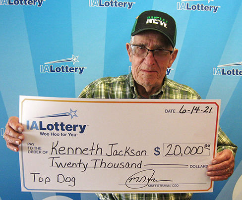 Dows man wins $20,000 lottery prize