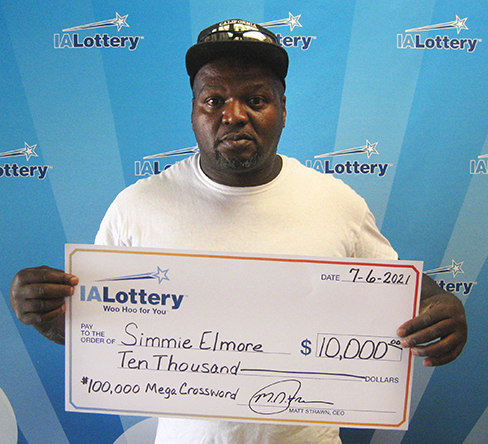 Wright County Man Wins $10,000 Lottery Prize