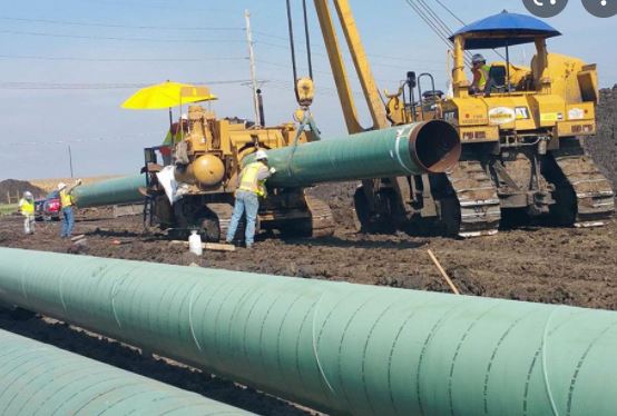 Bill switcheroo would delay eminent domain for pipelines