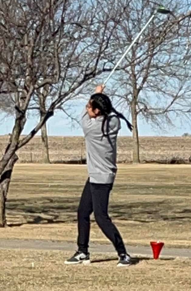 Cowgirls golf finally takes a swing