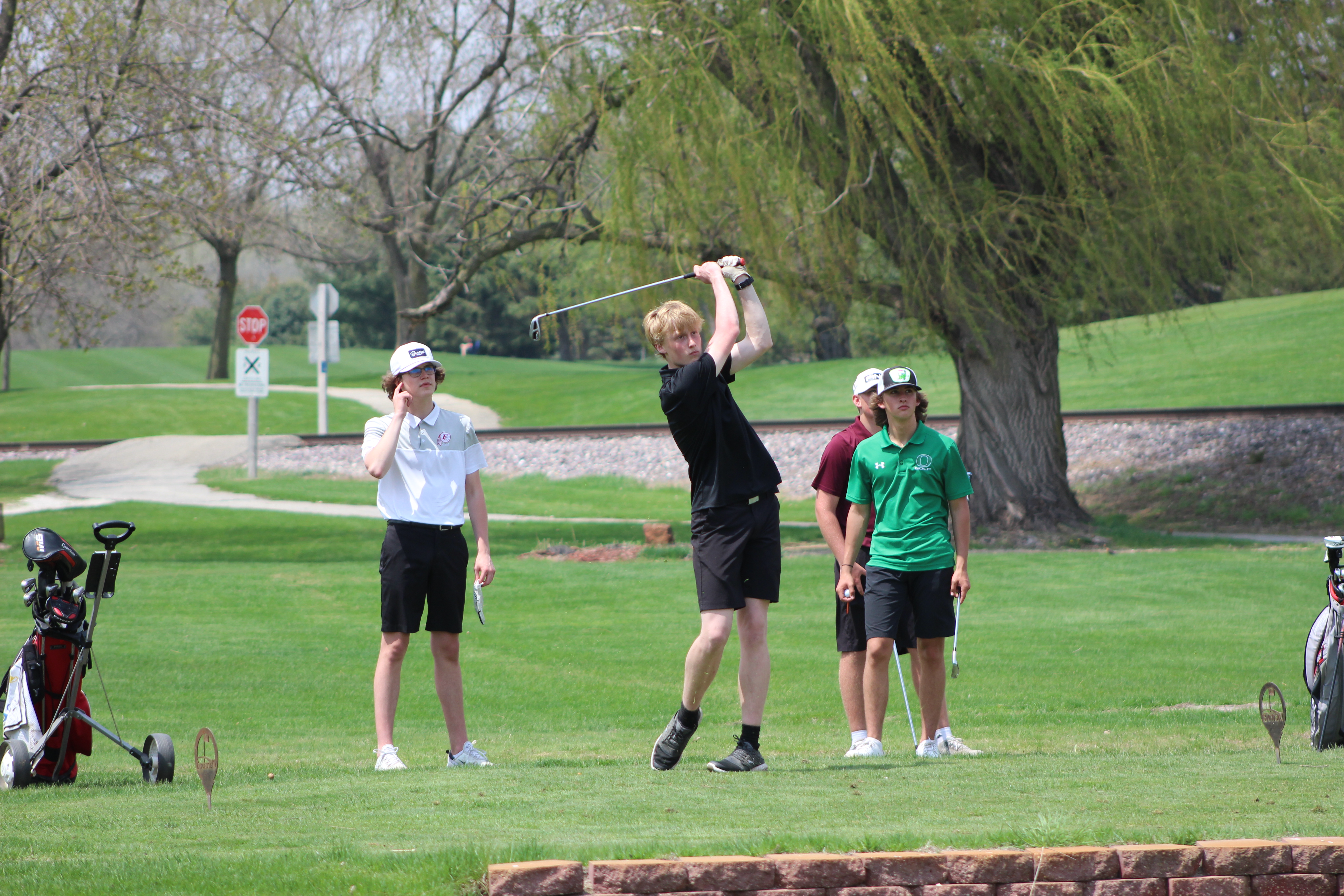 Cowboys golf season ends with struggle at home Sectionals