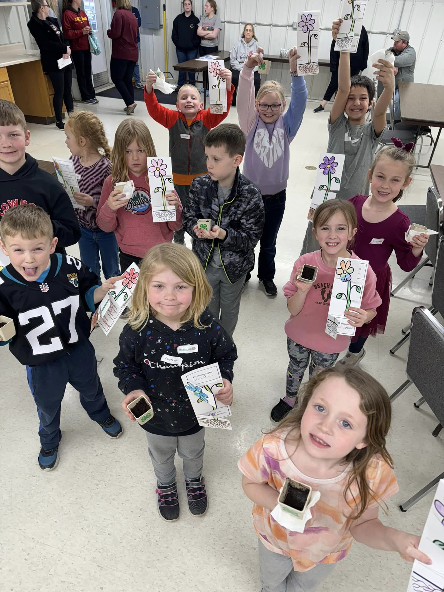 Wright County Clover Kids Learn About Plants