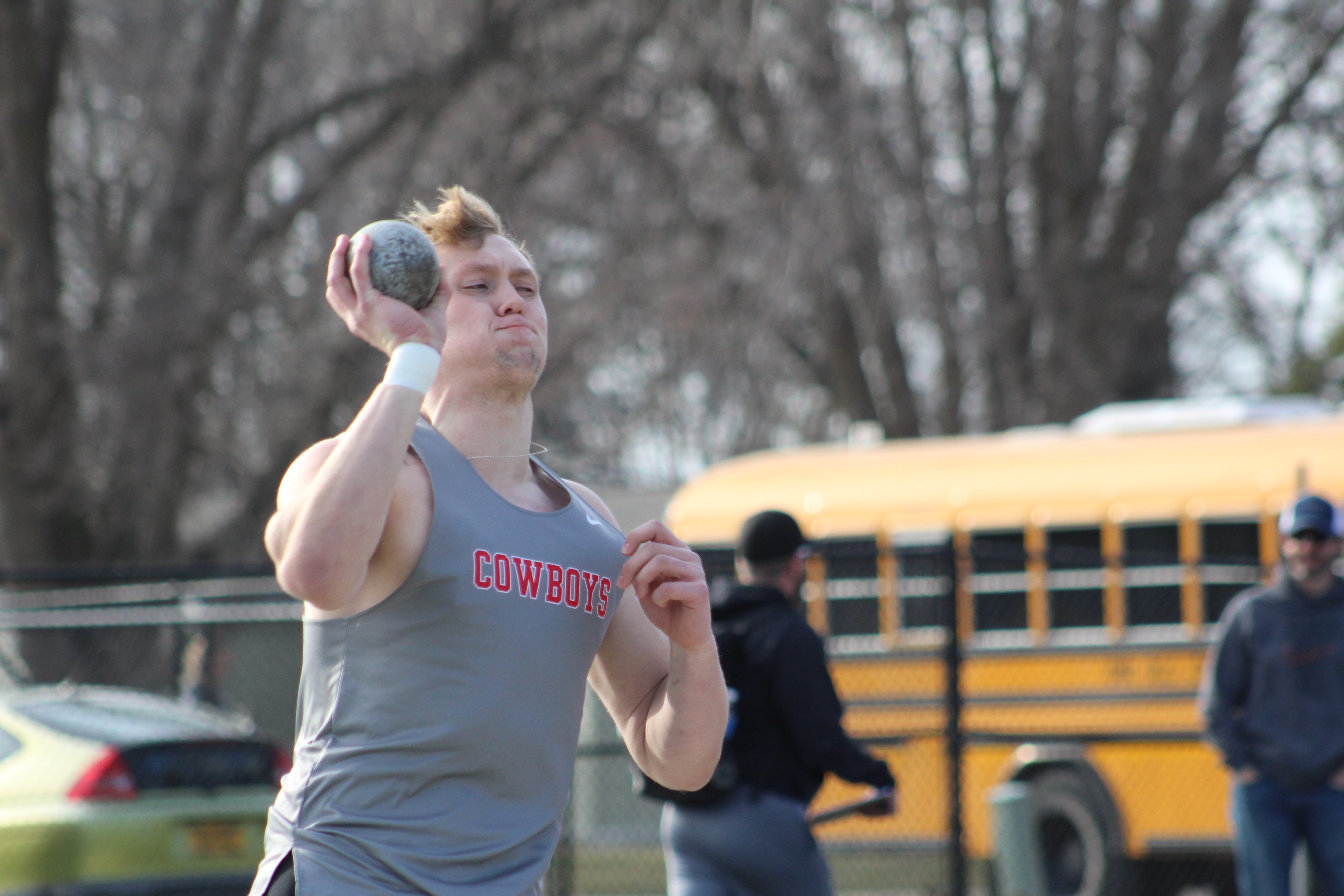 Allen Throws For 2nd Place in Clear Lake