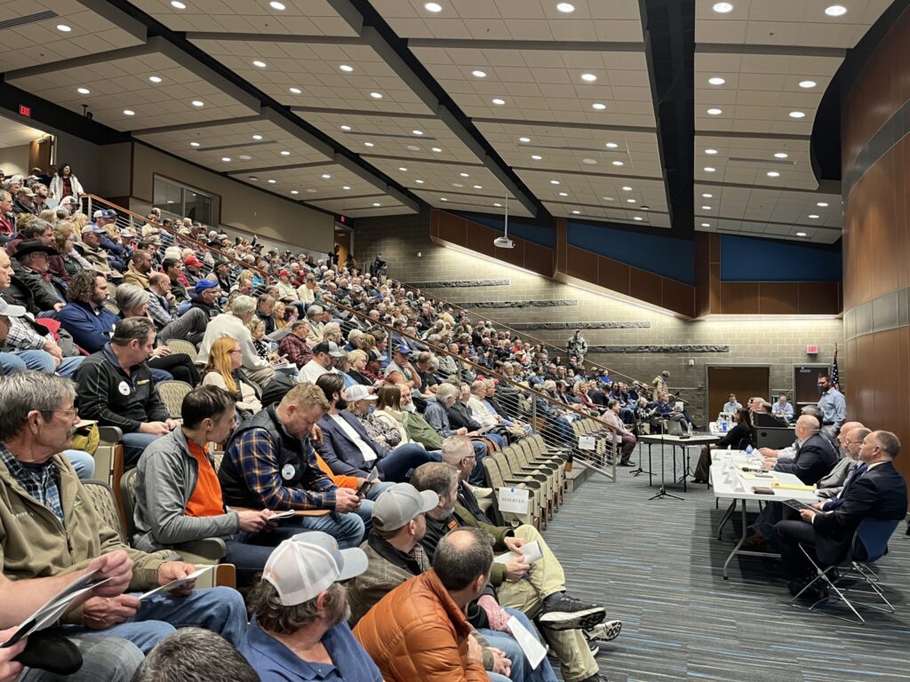 Hundreds Crowd Public Hearing on Second Attempt at a Carbon Pipeline Permit