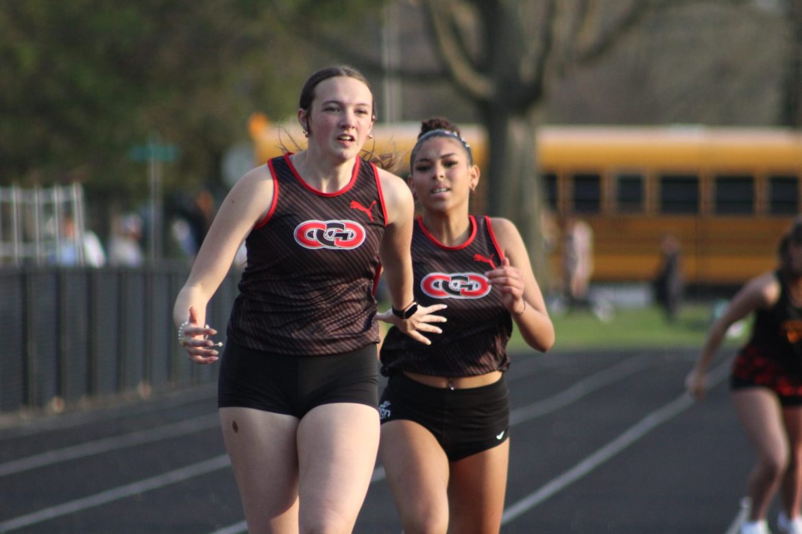 Cowgirls Host Home Meet